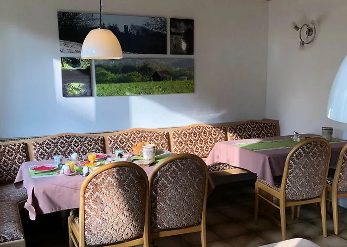 Gaestehaus Elisabeth Bed & Breakfast Poppenhausen